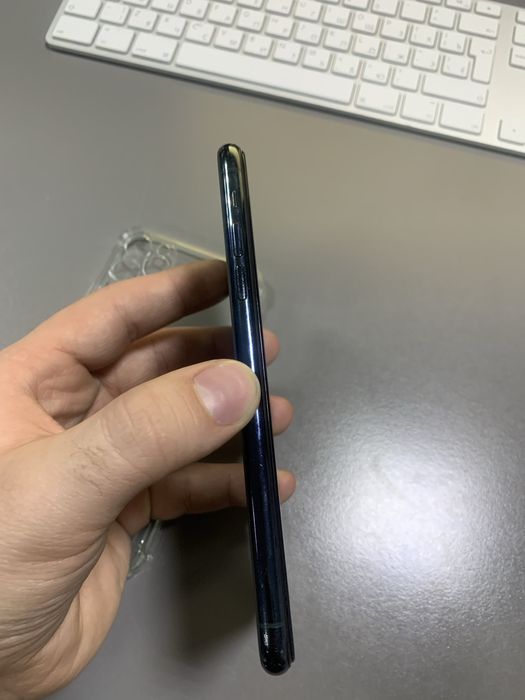 Продам Iphone 11 Pro Max 256гб