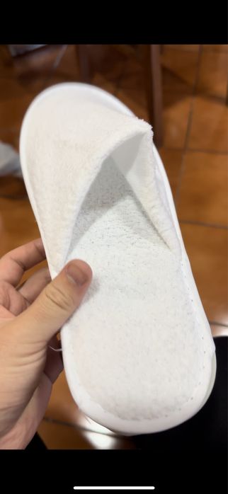 Тапочки одноразовые/плотные/водостойкие