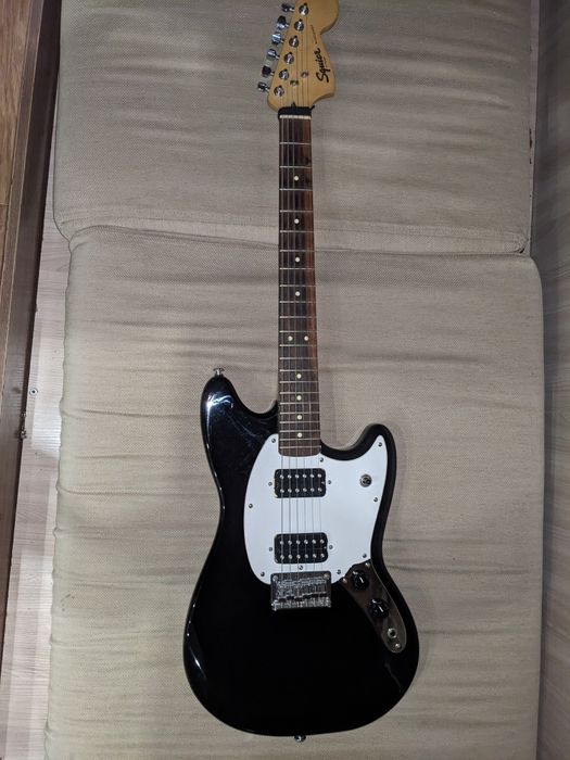 Продам Squier Bullet Mustang