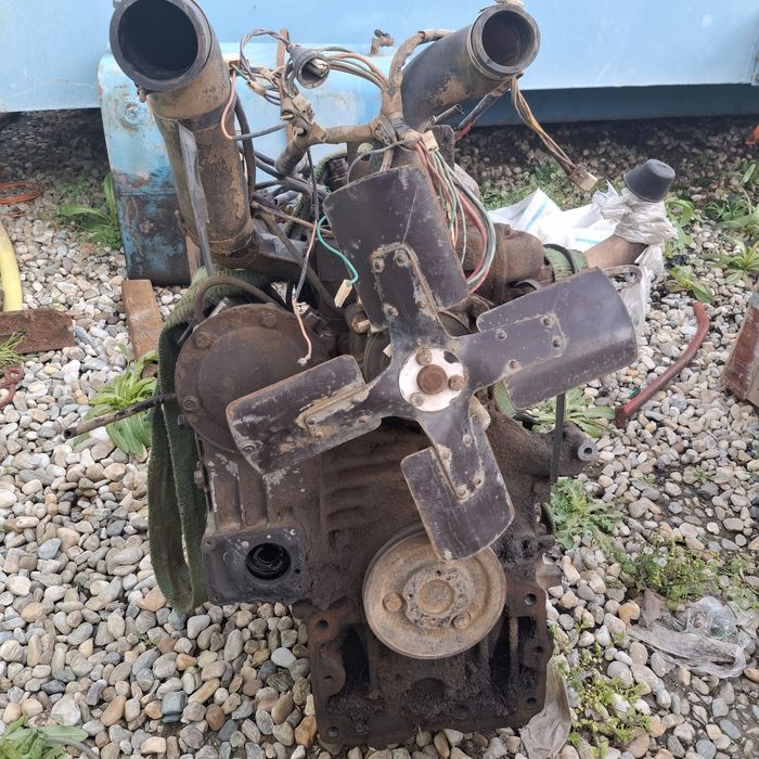 Motor tractor fiat 640