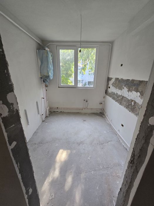 Proprietar !!Vand apartament 2 cam tiglina