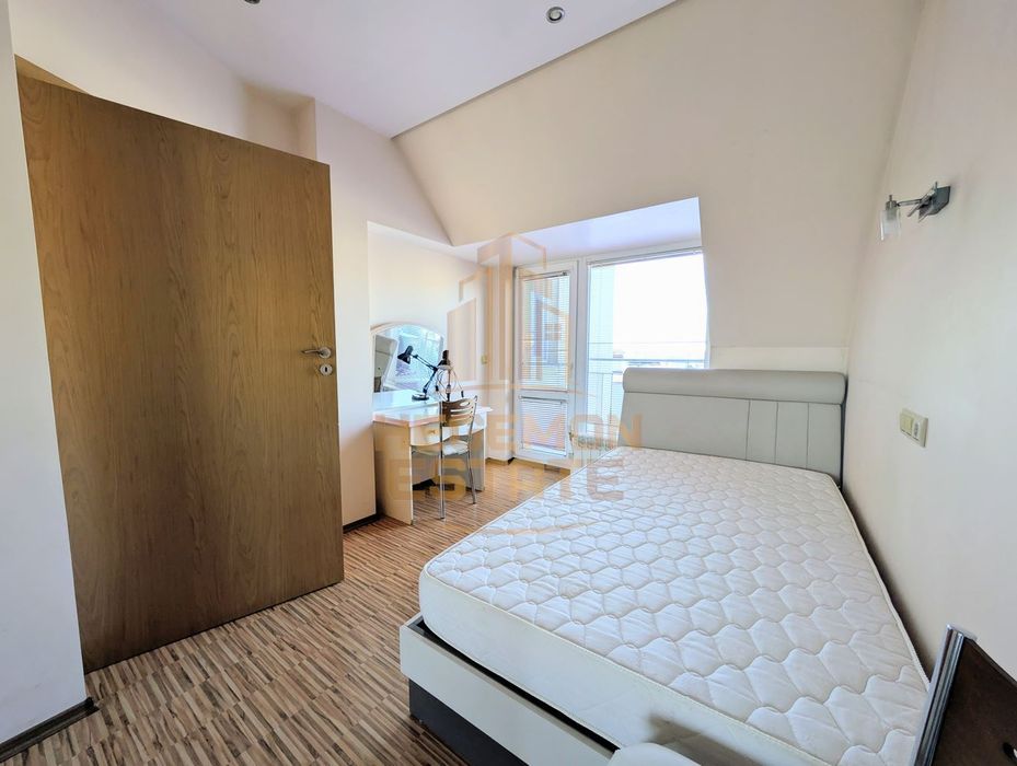 4-стаен в Варна-Колхозен пазар площ 180 цена 320000