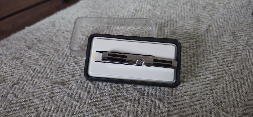 Подарки для мужчин. Запонки, галстук и т.д.