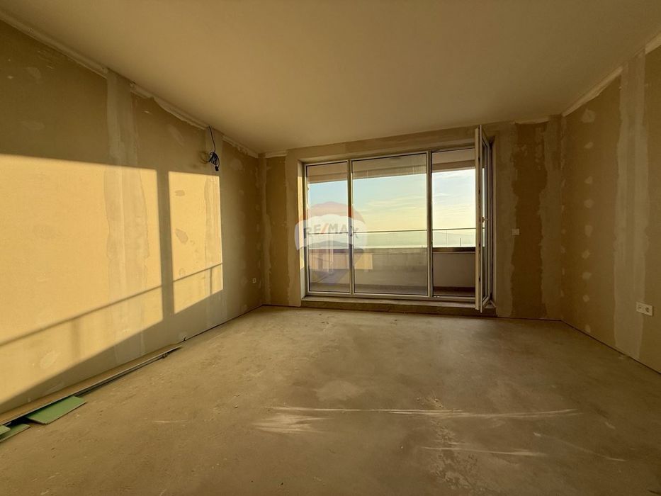 Продава се Двустаен апартамент в Варна, Трошево - 78 кв.м за 1144 €/кв.м - Снимка #3