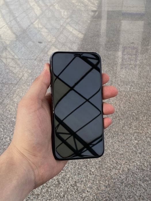 Iphone 11 pro sotiladi