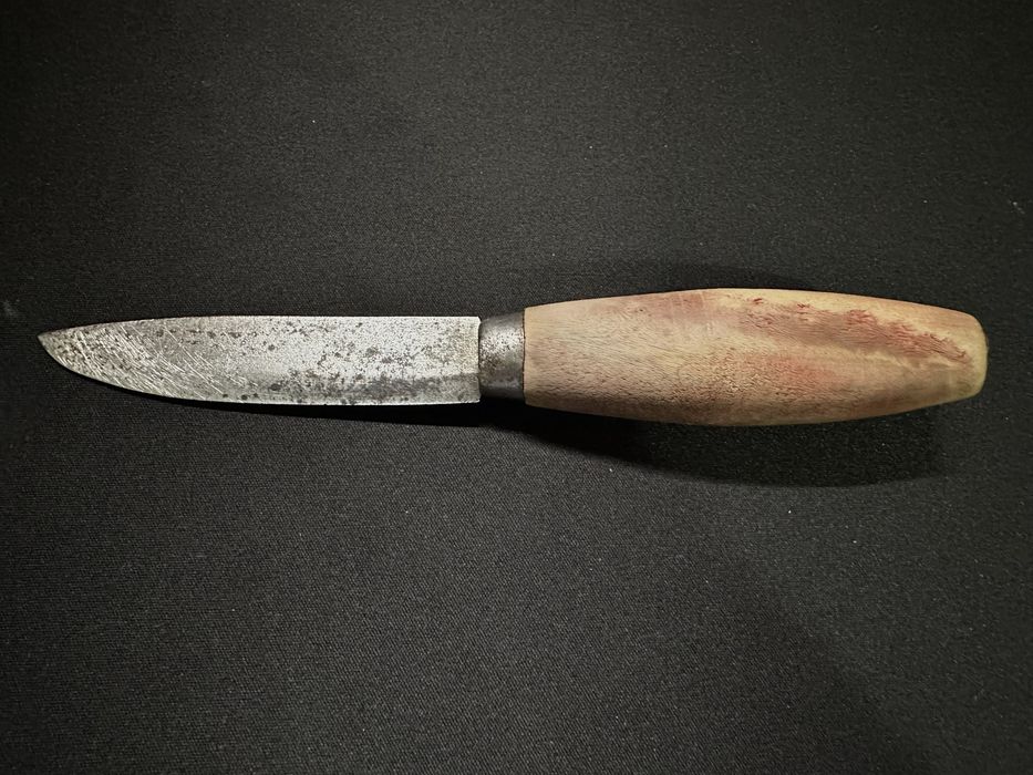 Cuțit vechi Frosts Mora – Made in Sweden – oțel carbon