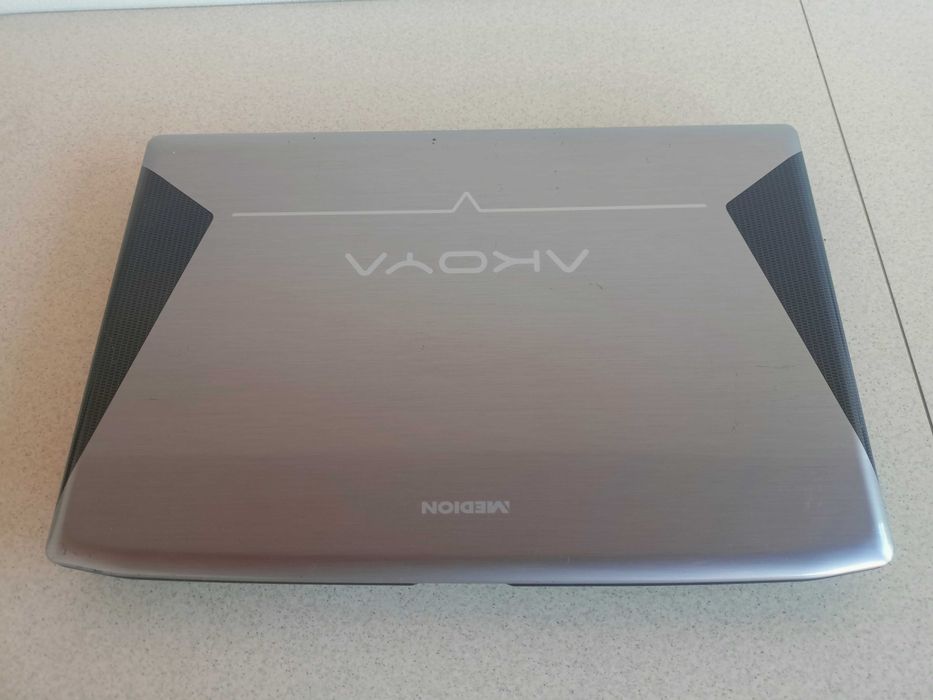 Laptop Medion E6214 display 15,6 Procesor I3-380m ram 4g ddr3 HDD 500g
