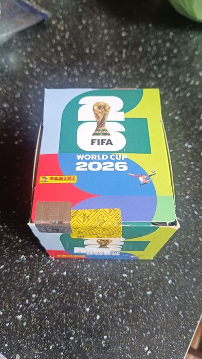 Vând pachet sigilat World Cup 2026