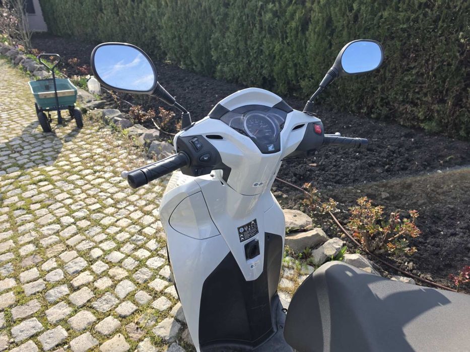 Honda SH 300i keyless