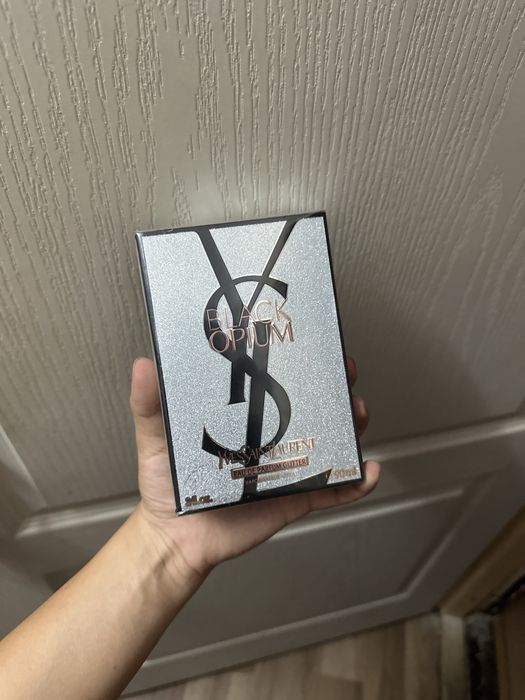 Ysl black opium edp glitter