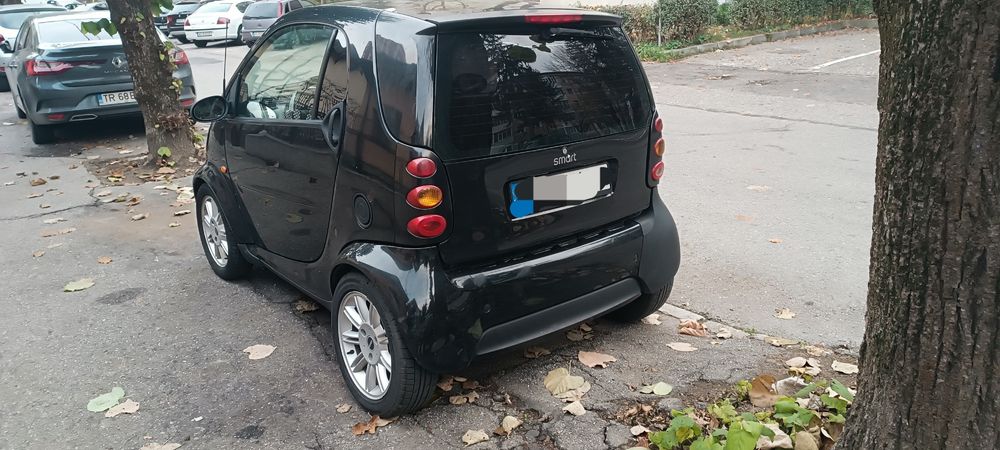 Vând Smart fortwo