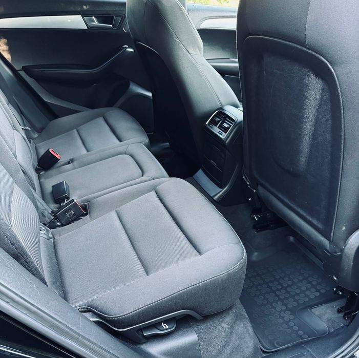 AUDI Q5 2.0 TDi Quattro S-line