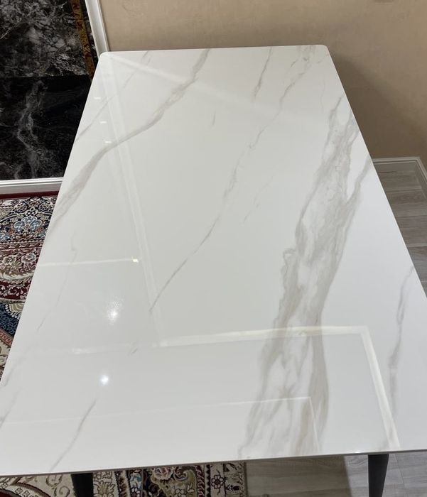 Продается стол из мрамора!!!
