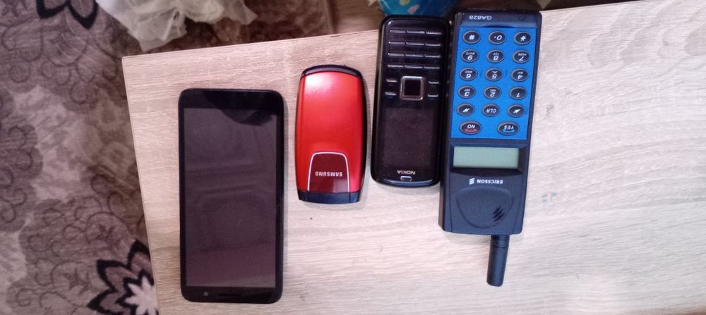 GSM Retro telefonite Ericsson Nokia Samsung