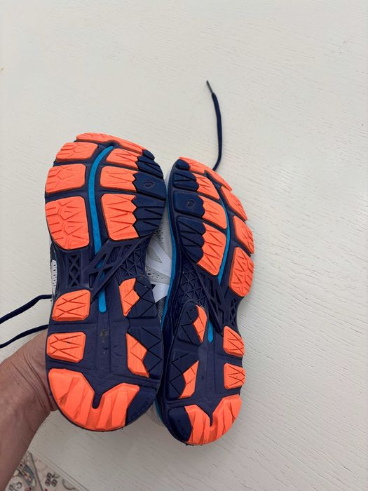 Кроссовки Asics T646N
