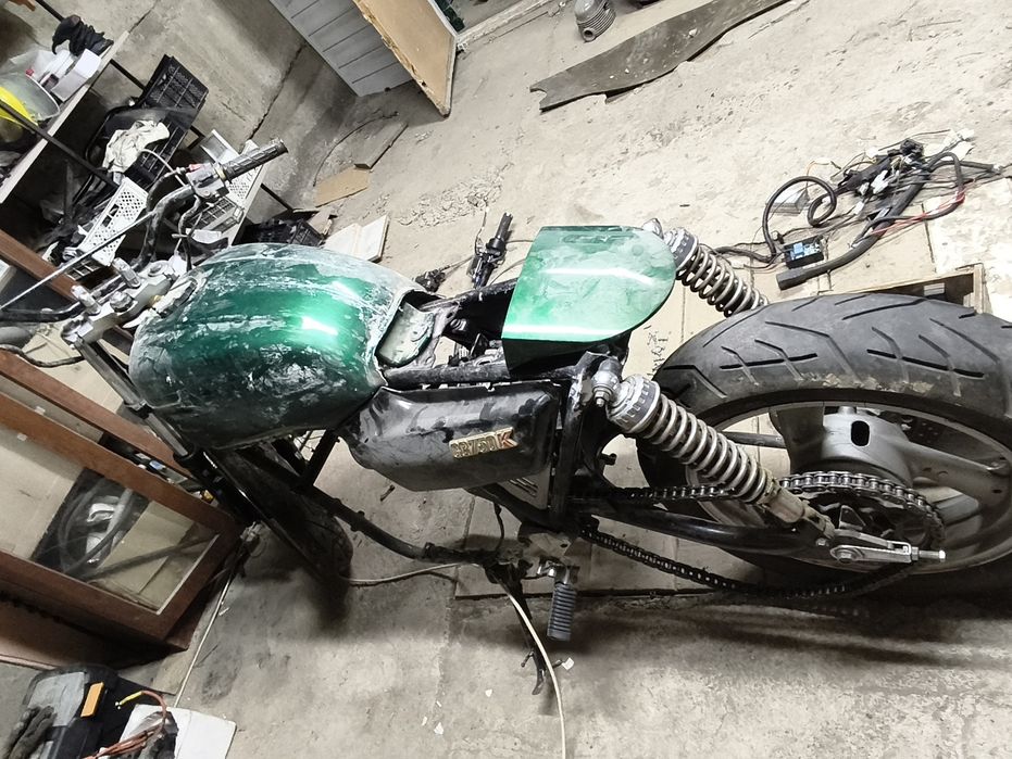 Honda cb750 мотоцикл под проект