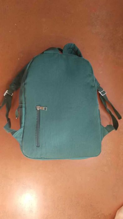 Рюкзак средний в отл состоянии