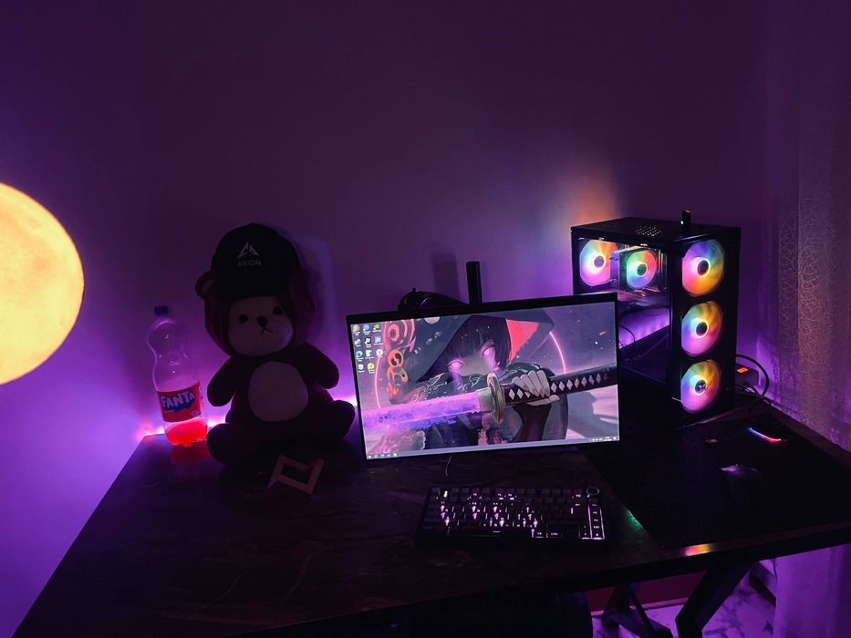 Монитор и процессор с комплект