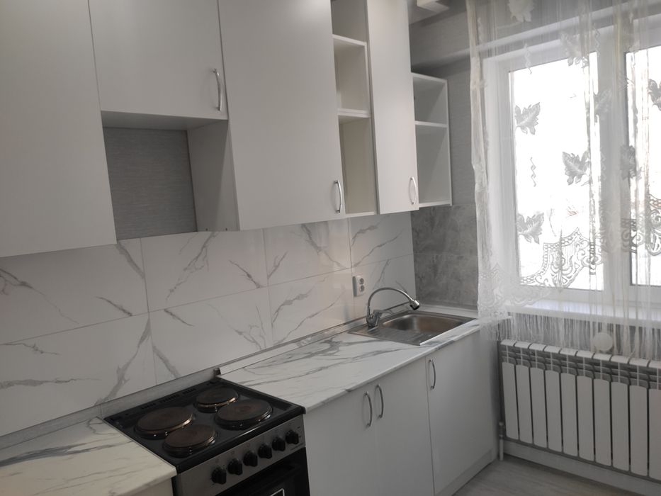 Сдам на долгий срок 3 ком. КВ. На левом ,