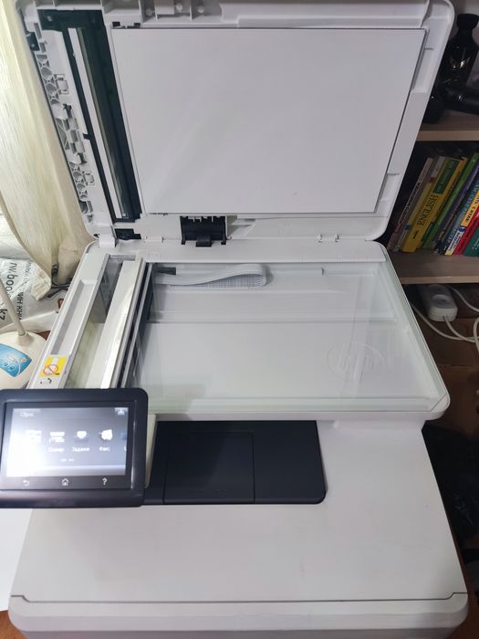 Продам принтер HP m477 fdn б/у