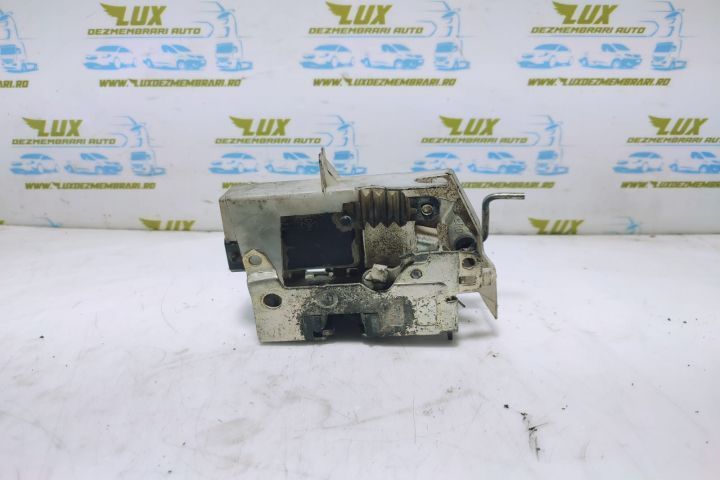 Broasca incuietoare usa dreapta spate Renault Symbol 2  [din 2008 pana  2012] seria