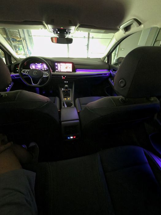 Vând Wolkswagen Golf 8