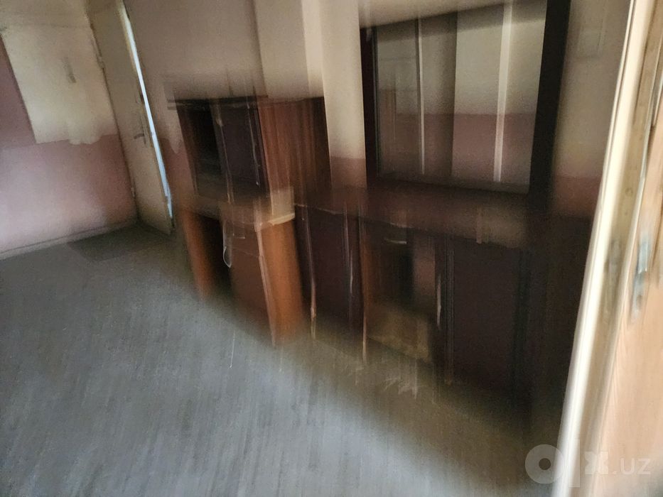 Трюмо, тумба ва парта