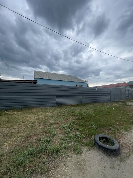 Продам дом (В центре)