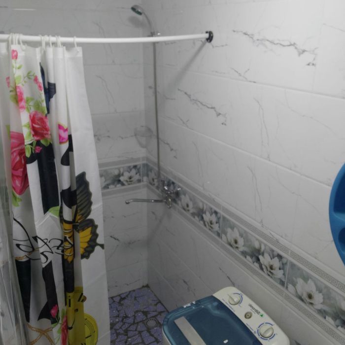 Uy sotiladii . 1 sotih kvadrat 100 boyi 3 metr