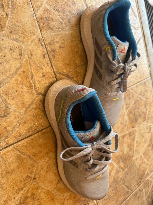 Кецове и маратонки