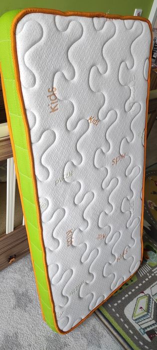 Детско легло 120/60+матрак+повивалник