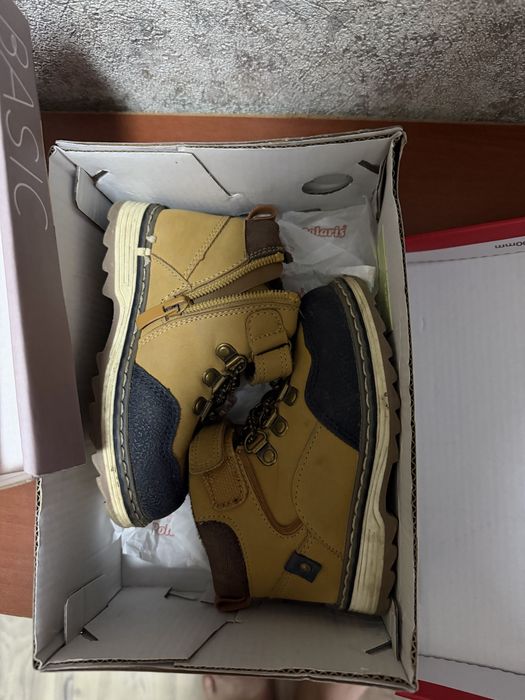 Детский обувьььь