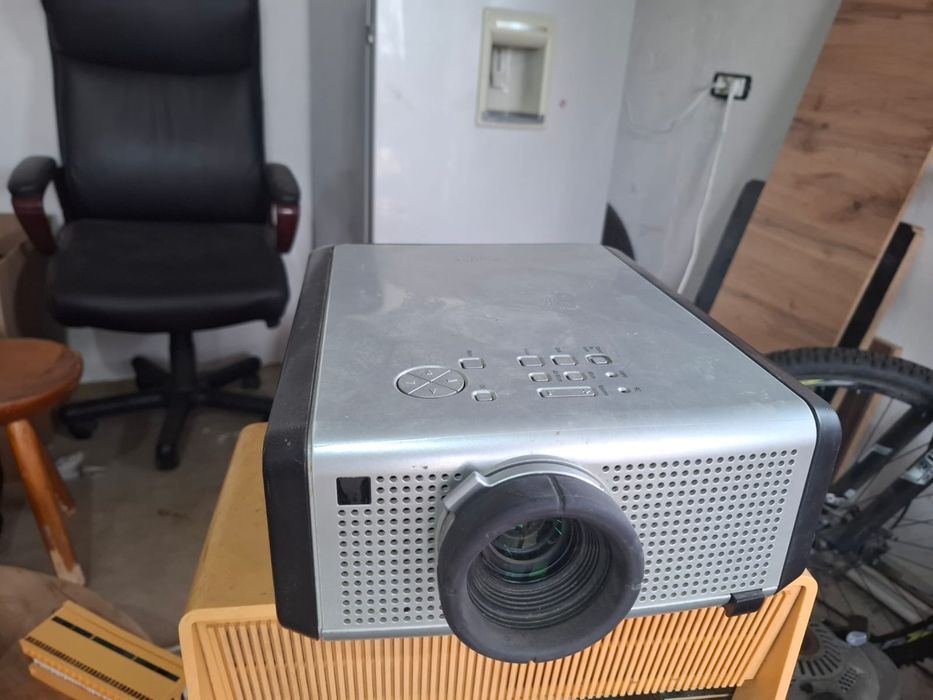 Video proiector philips