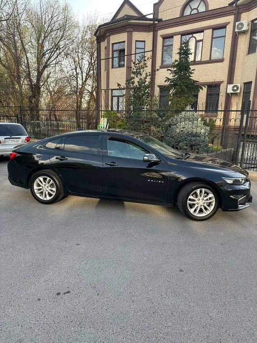 Малибу 2.4 атмосферный 2018 йил сотилади