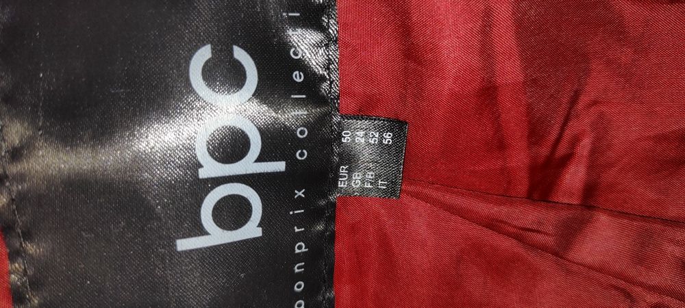 Geaca gravide cu inserție bebe