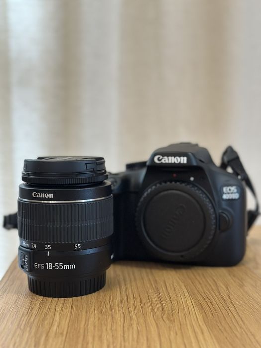 Canon EOS 4000D + EF 50mm f/1.8 STM + 18-55mm f/3,5-5,6 EF-S III