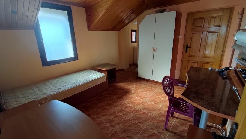 Дава се под наем Едностаен апартамент в Варна, Бриз - 25 кв.м за 248.88 € - Снимка #1