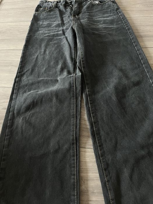 Продам футболочку и джинсы