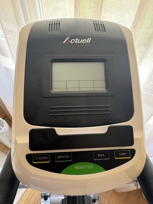 Кростренажор Actuell Fitness с магнитно натоварване с 8 степени