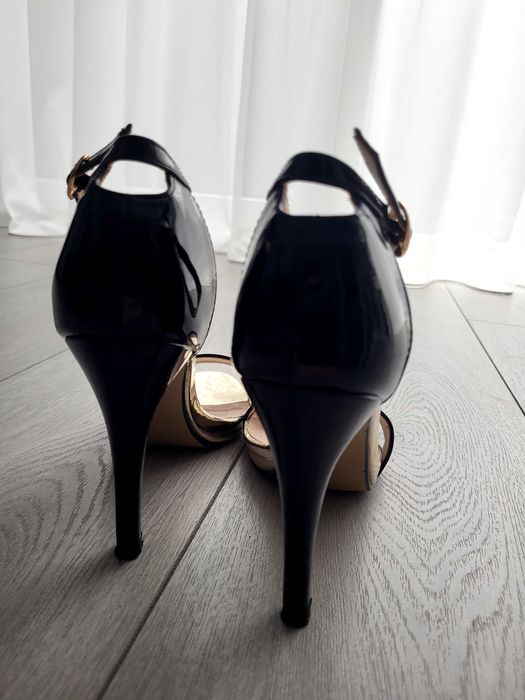 Vand sandale negre
