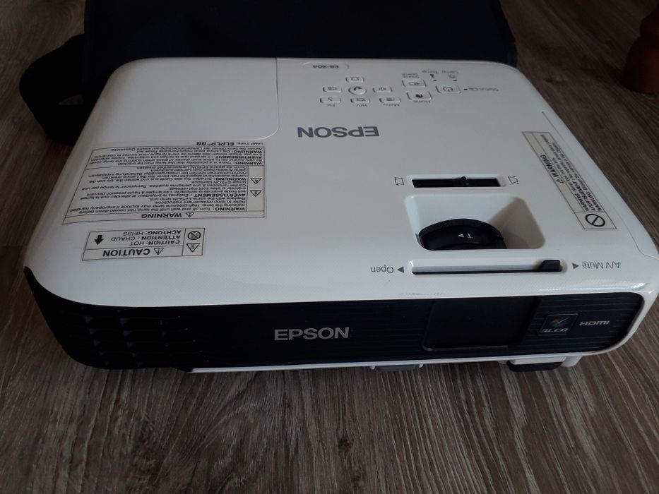 Проектор EPSON  EB-X04
