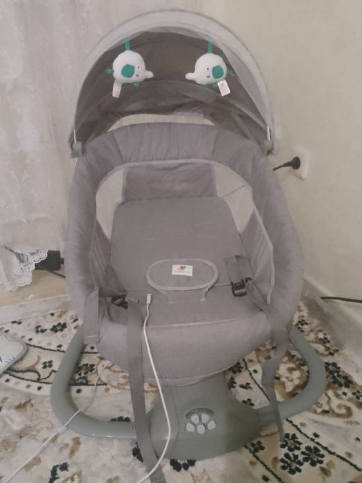 Детская электрокачеля