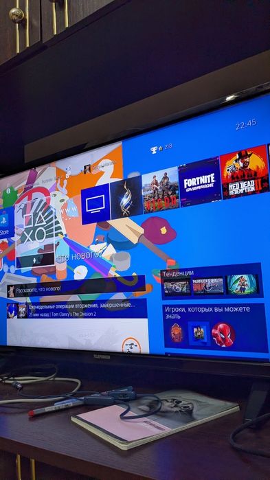 PlayStation 4 Pro 1Tb с един джойстик