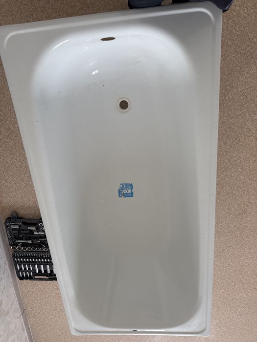 Продам абсолбтно новую ванну