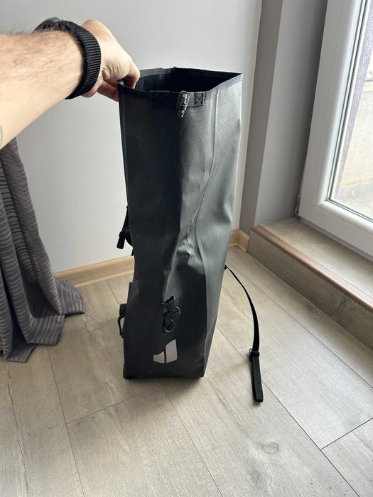 Дисаги за велосипед Deuter Visby 20+5