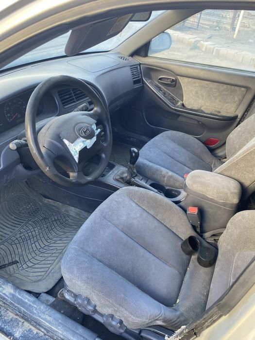 Hyundai elantra 2004