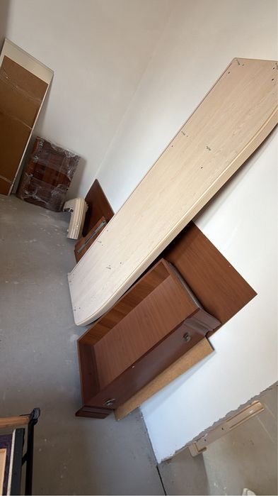 Кровать, комод, шкаф и диван