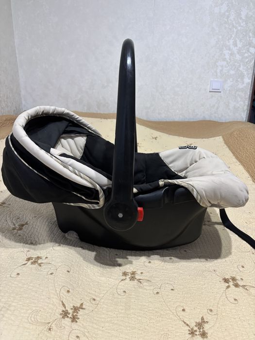 Детское автокресло