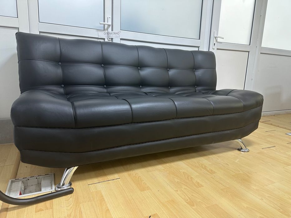 Офисная мебель, диван