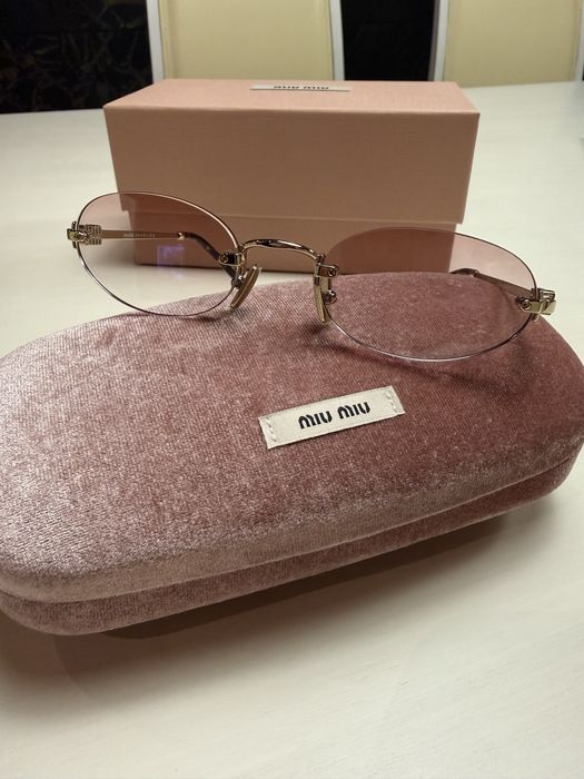Слънчеви очила Miu Miu